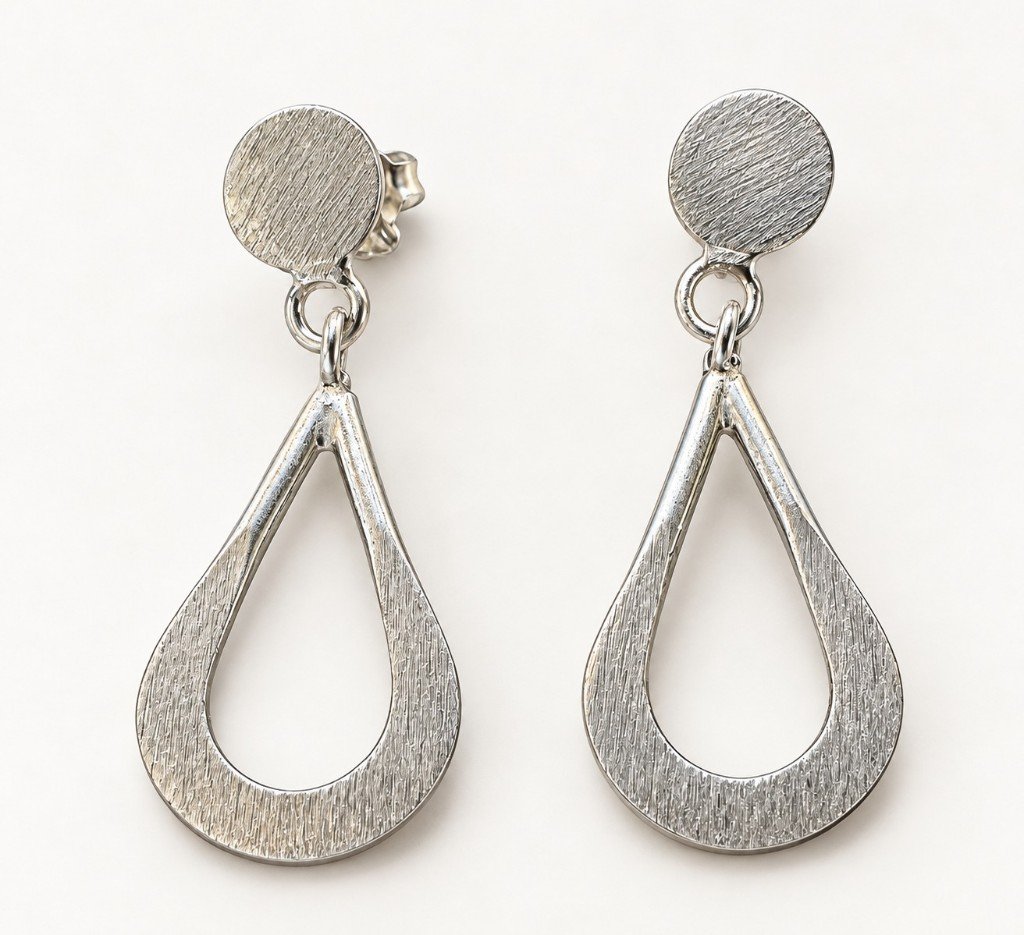 Teardrop earrings